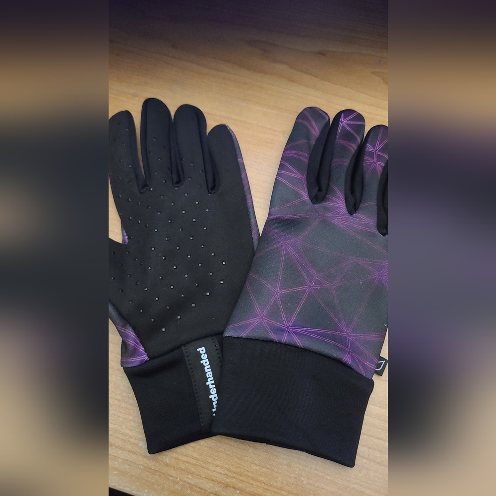 Purple and Black Geometric Gloves